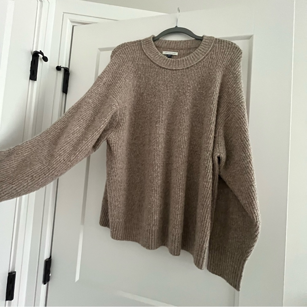 American Eagle sweater